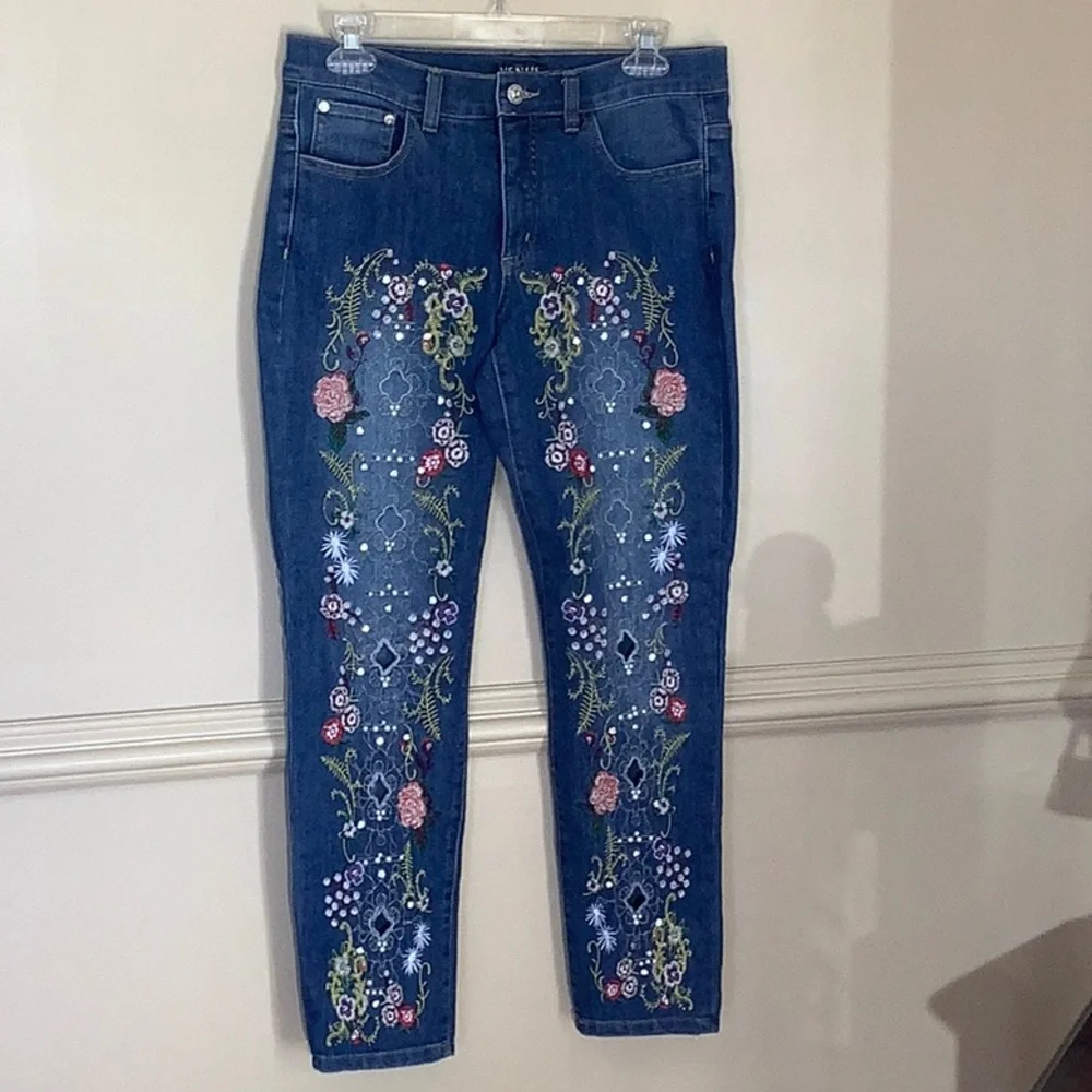 Venus Embroidered Cropped Ankle Blue Jeans - Picture 1 of 11